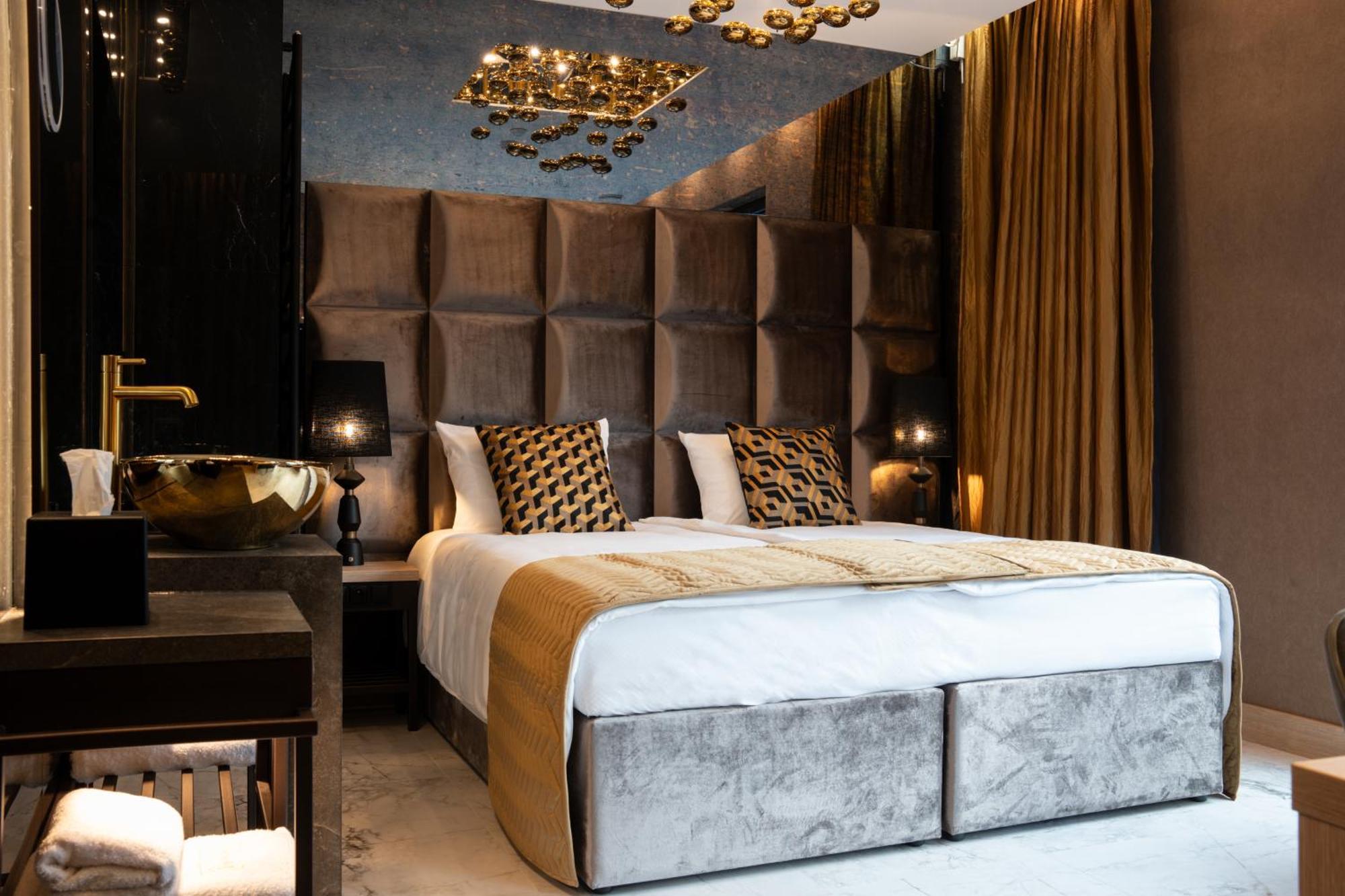 Art Suites Luxury Hotel — Photos 1